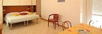Hotel Residence Villa Jolanda Lido di Camaiore 3*,  Italia